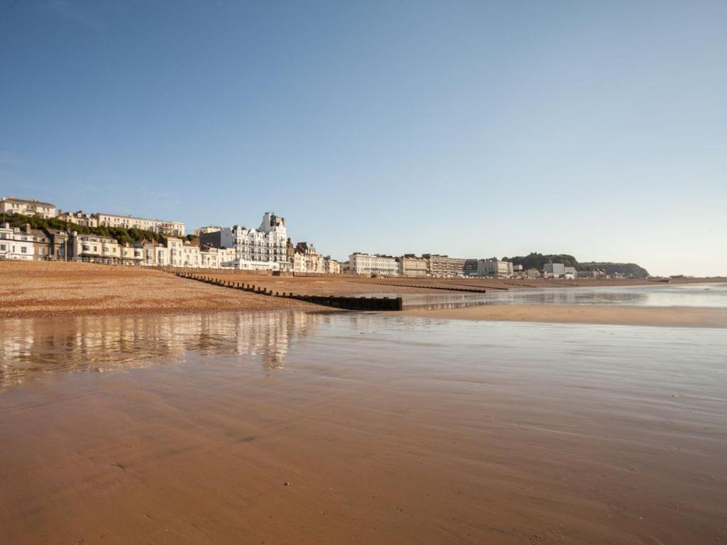 Sea Mist - Hastings Apartment Bagian luar foto